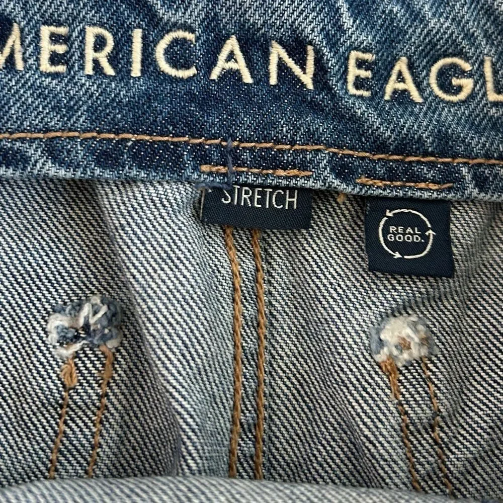 American Eagle low rise a-line asymmetrical denim Button-Front Mini Skirt size 4